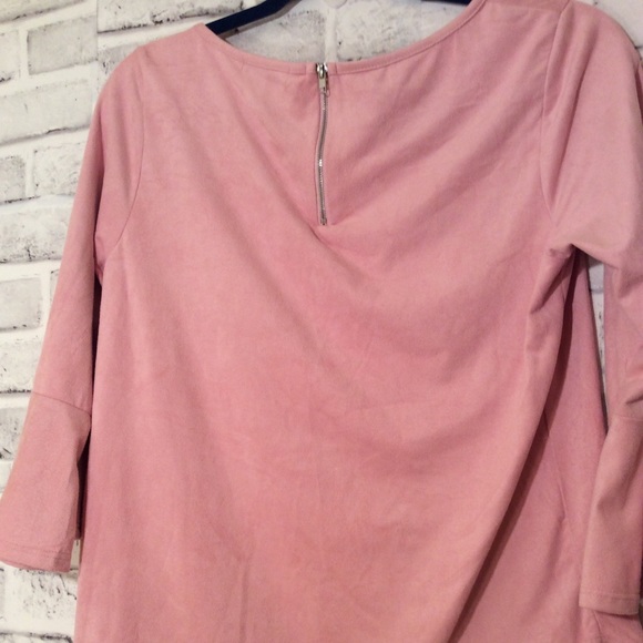 Top - Picture 2 of 4